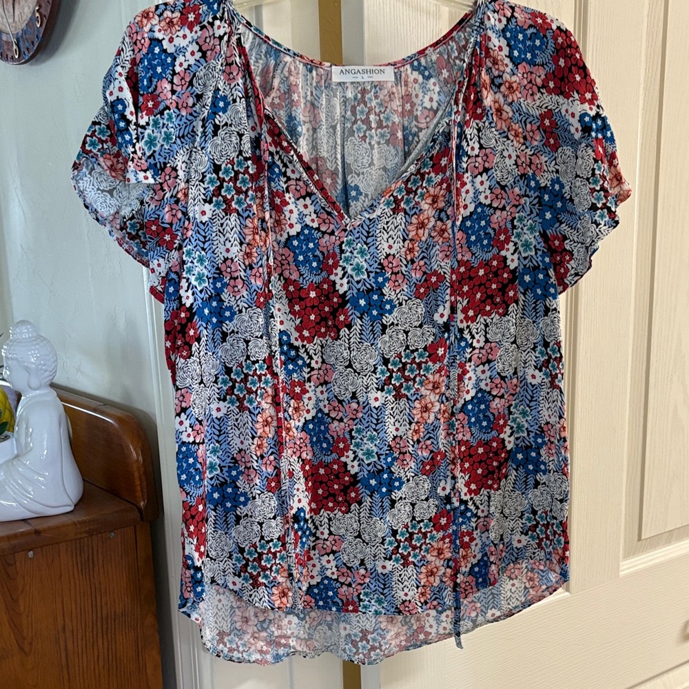 Angashion Floral V-Neck Blouse - Red, Blue, White